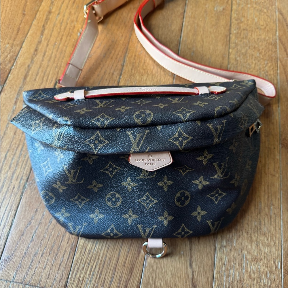LV Bum bag